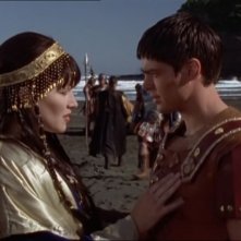 Lucy Lawless e Karl Urban in Xena e Giulio Cesare