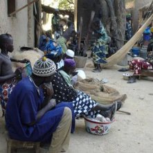 Un'immagine dal cuore dell'Africa dal film 14 kilometros