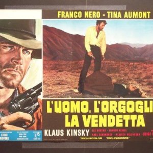 una lobbycard de L'uomo, l'orgoglio e la vendetta