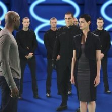 V: Morris Chestnut e Morena Baccarin in una scena dell'episodio Red Sky