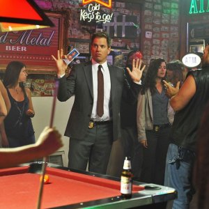 Cote de Pablo e Michael Weatherly durante un'indagine nell'episodio Borderland di N.C.I.S.