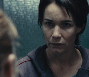 Anne Coesens in un primo piano dal film Illegal