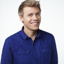 Christian Finnegan in una foto promozionale della serie Are We There Yet?