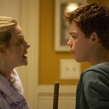 Gabriel Basso e Laura Linney nel pilot della serie The Big C