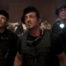 Jason Statham, Sylvester Stallone e Randy Couture in una scena di The Expendables