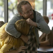 John Benjamin Hickey In Una Scena Del Pilot Della Serie The Big C 164150