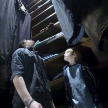 Nathan Gamble e Chris Massoglia in una sequenza del film The Hole in 3D