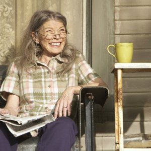 Phyllis Somerville in una scena del pilot della serie The Big C