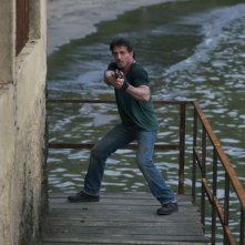 Sylvester Stallone dirige e interpreta The Expendables