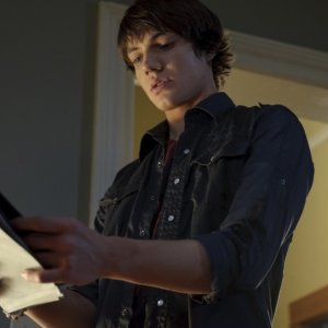 Un'immagine di Chris Massoglia dal film The Hole in 3D