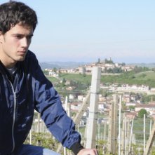 Mattia Cividati in una scena del film Backward