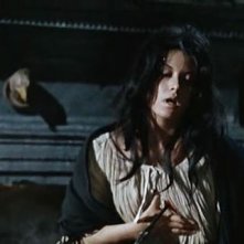 Fabienne Dali colpita a morte in una scena dell'horror Operazione paura