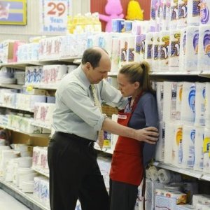 Maggie Fine e Marc Vann nell'episodio Mary Mary Quite Contrary della serie Scoundrels