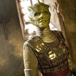 Un'immagine dall'episodio Cold Blood di Doctor Who