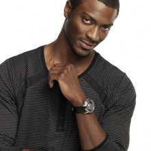 Leverage: Aldis Hodge in una foto promozionale della stagione 3 della serie