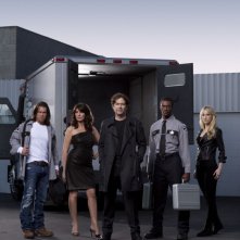 Una foto promozionale del cast della stagione 3 di Leverage