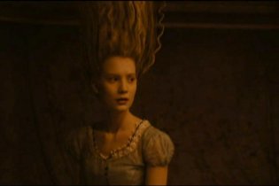 Alice in Wonderland - Clip esclusiva