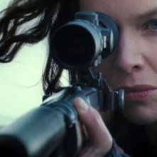 Thekla Reuten in una sequenza di The American