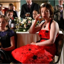 Sinead Maguire in una scena del film Indovina chi sposa Sally