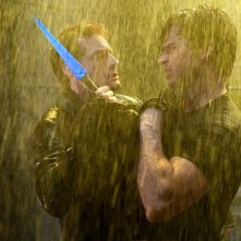 Callum Blue e Tom Welling si scontrano nell'episodio Salvation di Smallville