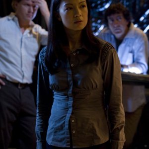 Camille (Ming-Na) in una sequenza dell'episodio Incursion: Part 1 di Stargate Universe