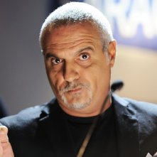 Giorgio Panariello in una scena della commedia Sharm El Sheikh - Un'estate indimenticabile