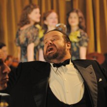 Giuseppe Battiston nella miniserie Le ragazze dello swing