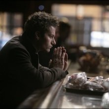 James Badge Dale in una scena della serie Rubicon