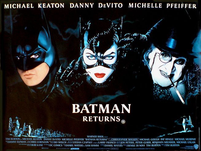Michael Keaton Con Michelle Pfeiffer E Danny Devito In Una Lobby Card Del Film Batman Il Ritorno 165497