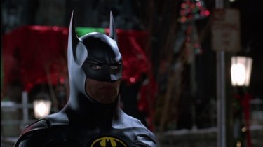 Michael Keaton in una scena del film Batman - il ritorno