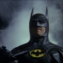 Michael Keaton in una sequenza del film Batman (1989)