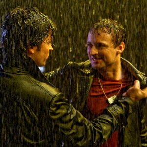Tom Welling affronta Callum Blue nell'episodio Salvation di Smallville