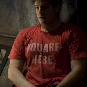 Eli interpretato da David Blue nell'episodio Incursion: Part 2 di Stargate Universe