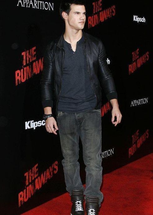 Taylor Lautner Alla Premiere Di The Runaways 165832