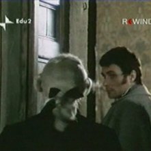 Antonio Orfanò con Renato Scarpa di spalle nel film La Certosa di Parma regia di Mauro Bolognini