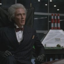 Christopher Walken in una scena del film Batman - il ritorno (1992)