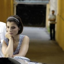 Fabio Troiano (Alberto) con Chiara Muti (Adelaide) e Zeus nel film Goodbye, Mr. Zeus!