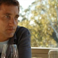 Clive Owen nel film Ragazzi miei