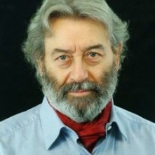 Un recente ritratto di Enzo Salomone