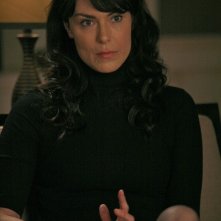 Michelle Forbes in una scena della serie TV In Treatment