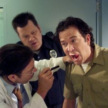 Timothy Hutton e Christian Kane nell'episodio The Jailhouse Job di Leverage