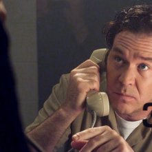 Timothy Hutton in una scena dell'episodio The Jailhouse Job di Leverage