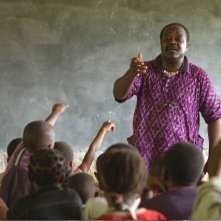 Teodoro Ndjock Ngana nel documentario 'Il colore delle parole'.