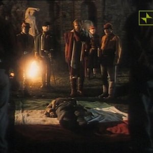 Antonio Orfanò (disteso sul tricolore) con Franco Nero e Antonio Marsina nel film Garibaldi the General