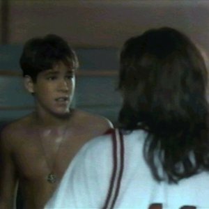 Un giovane Ryan Reynolds nel film Ordinary Magic (1993)