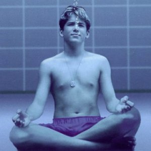 Un giovanissimo Ryan Reynolds nel film Ordinary Magic (1993)