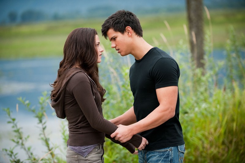 Jacob Taylor Lautner Discute Con Bella Kristen Stewart In Una Sequenza Del Film The Twilight Saga Eclipse 167607