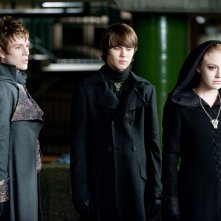 Demetri (Charlie Bewley), Jane (Dakota Fanning) e Alec (Cameron Bright) in una sequenza del film The Twilight Saga: Eclipse