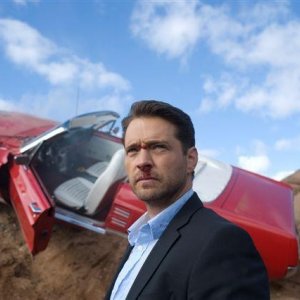Jason Priestley nella serie Call me Fitz