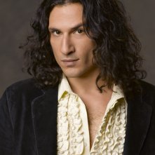 Un primo piano di Hal Ozsan per il film tv Fallen